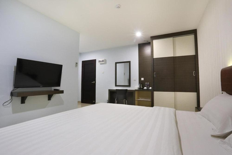 Bedroom 2, City Central Hotel, Batam