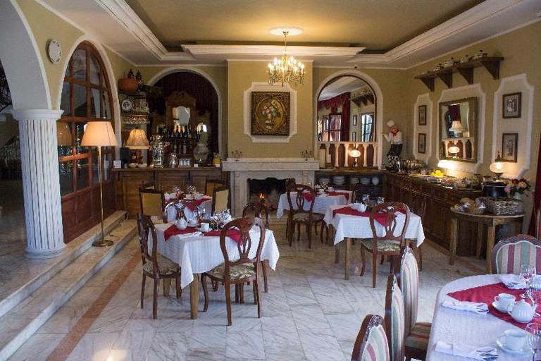 Food & Drinks 5, Meryem's Hotel