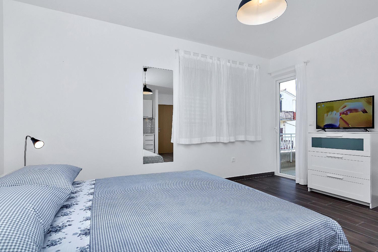 Bedroom 2, Apartments Franzeta, Makarska