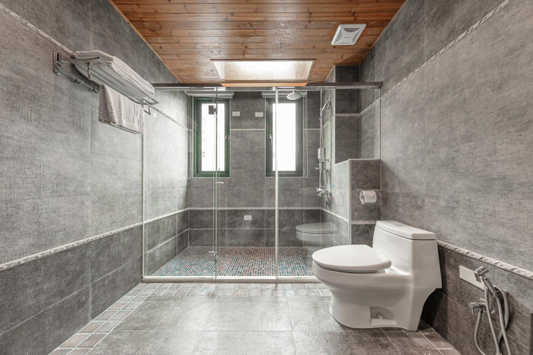 Bathroom 4, Regal Haven Elevator Hualien, Hualien