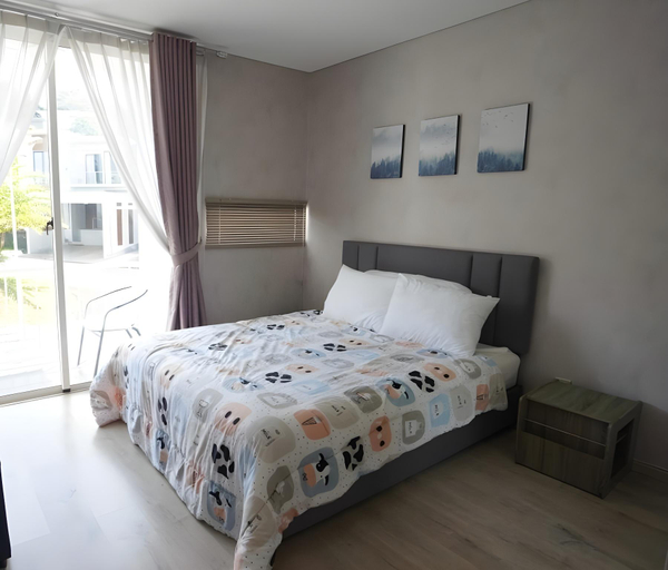 Bedroom 3, beautiful villa Rema with private pool in dago, Bandung