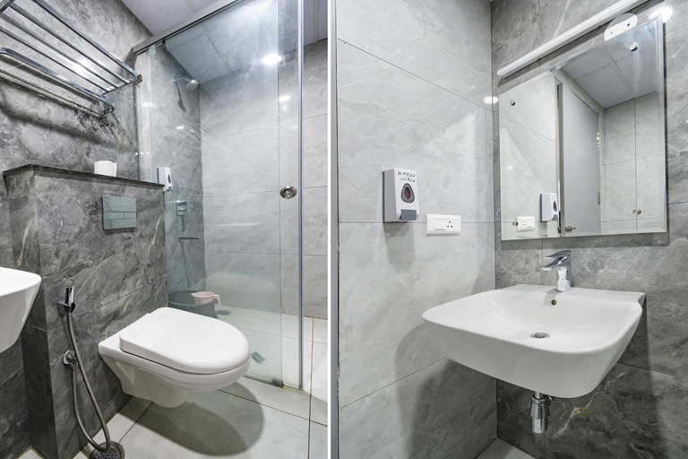 Bathroom 4, FabHotel Prime Unnam, Hyderabad