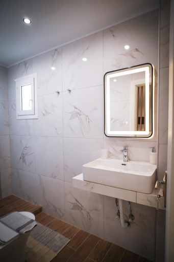 2, KA Luxury Apartments, Ionian Islands