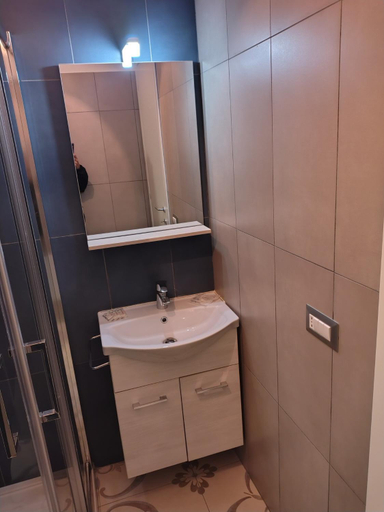 Bathroom 3, LA CAVA DI DAFNE, Napoli
