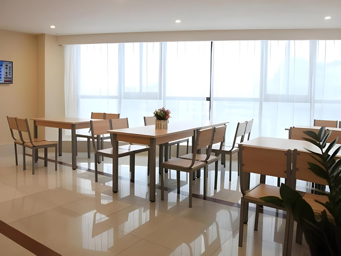 Food & Drinks 3, GreenTree Inn Guangxi Yulin Jincheng Commercial Building Shell Hotel, Yulin