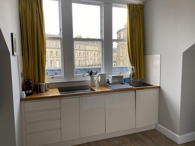 Others 5, Haymarket Apartments, Edinburgh