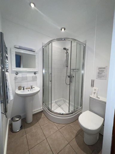 Bathroom 4, The Chapel Guest House, Cornwall