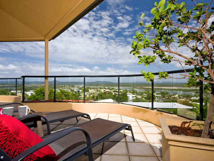 Others 2, Penthouse with Incredible Views & Pool, Noosa - Noosa-Noosaville
