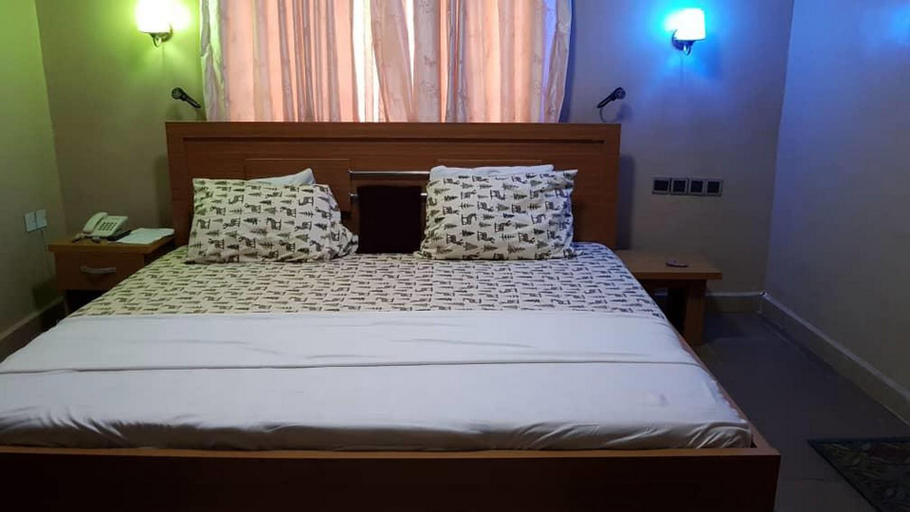 Bedroom 2, Aloha Hotel and Resorts, Olorunda