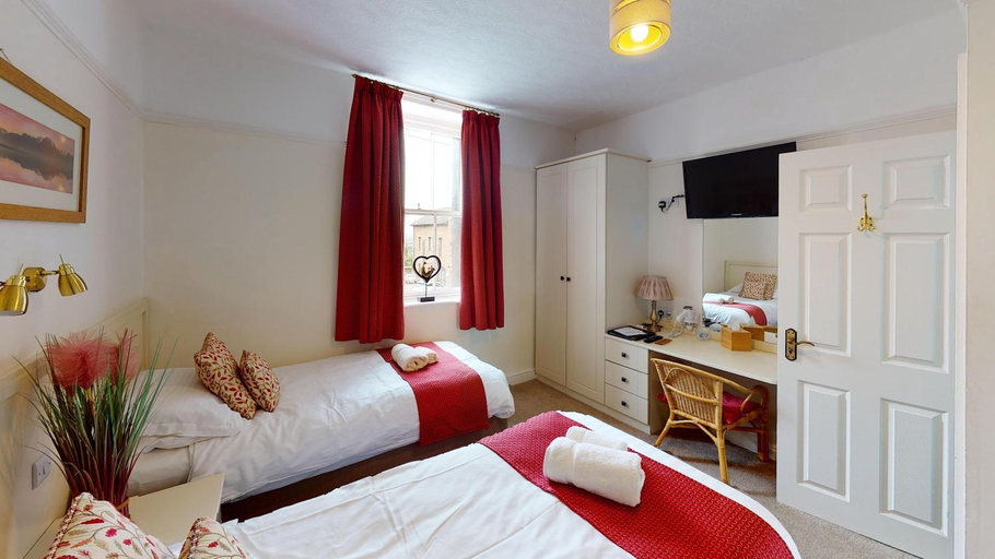 Bedroom 3, Black Swan, Cumbria