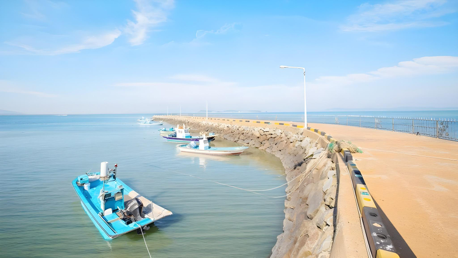 Others 5, Anmyeondo Red Pension B, Taean