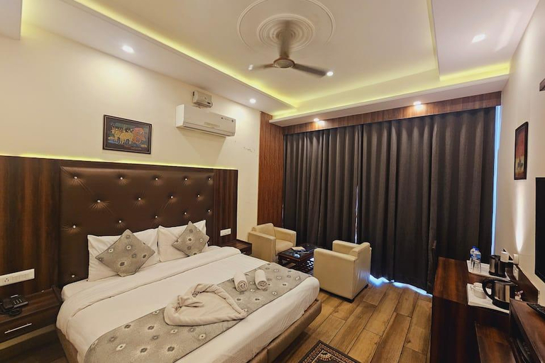 Bedroom 2, Kasauli Continental Resort, Solan