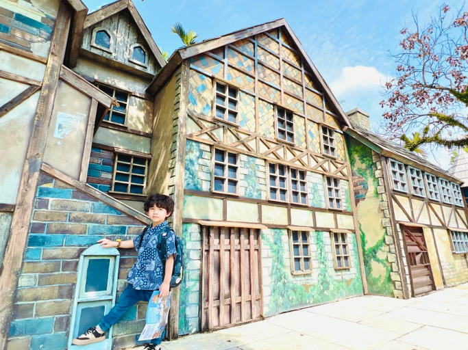 Exterior & Views 1, Pirate, Nantou
