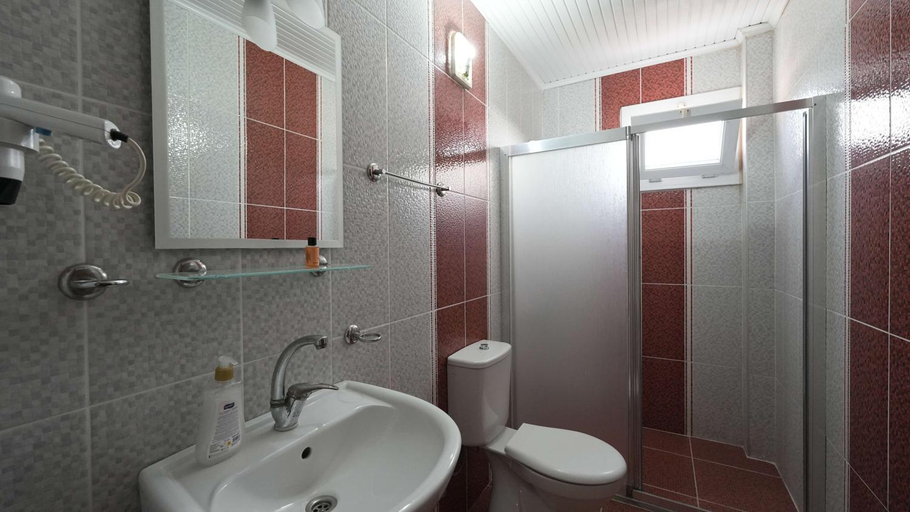 Bathroom 4, Mut apart hotel, Fethiye