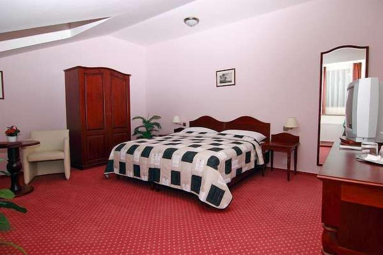 Bedroom 2, Golf Resort Hotel Konopiste, Benešov