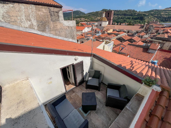 Others 5, Sardinian Gallery Domus Historic Rooms & Apartments, Oristano