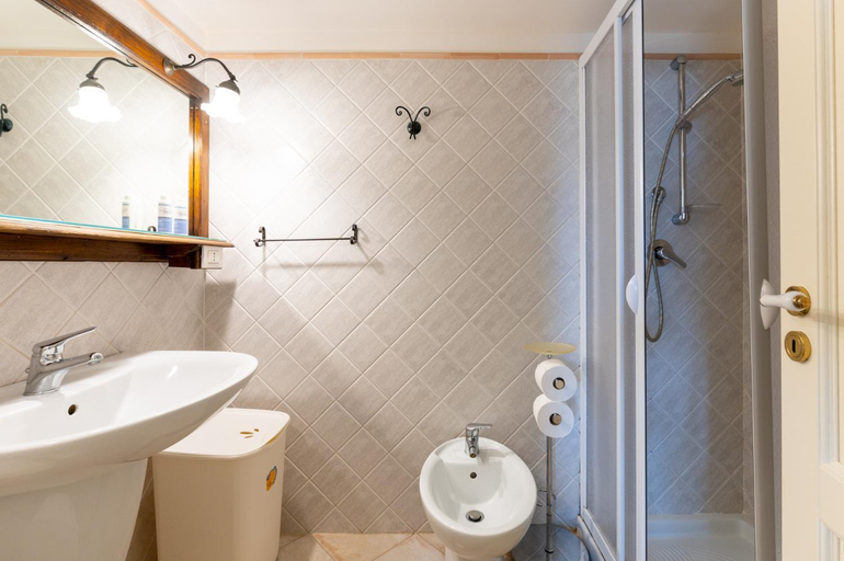 Bathroom 3, Agriturismo La Stornara, Taranto