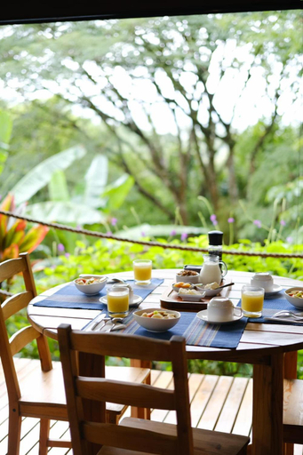 Food & Drinks 4, Sueno Rio Celeste Boutique B&B, Cañas
