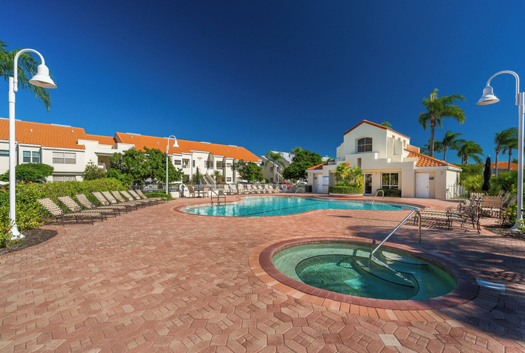 Exterior & Views 2, Vista Verde North 2-110 by Distinctive Beach Rentals, Pinellas