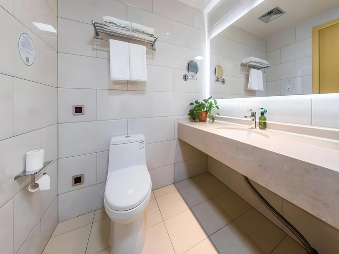 Bathroom 4, Greentree Inn Chuzhou Government Zijin Commercial , Chuzhou