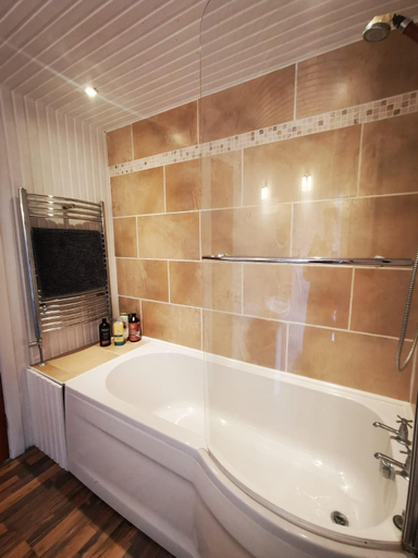 Bathroom 3, Gr8 Hostel at The Mount, Belfast
