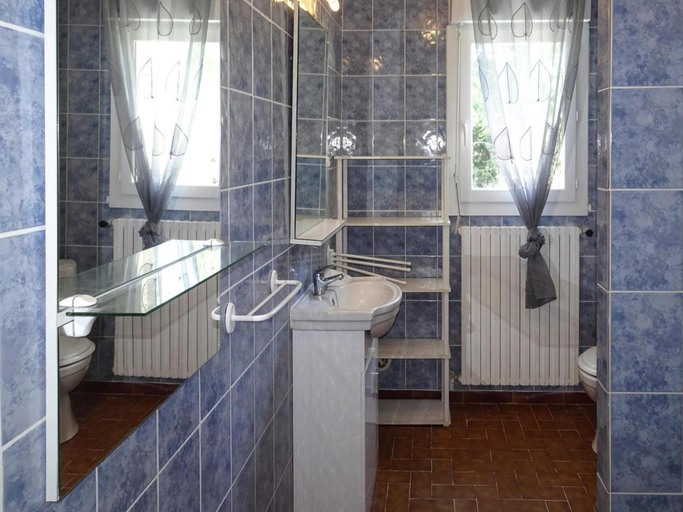Bathroom, Villa in Provence near Mont Ventoux, Vaucluse