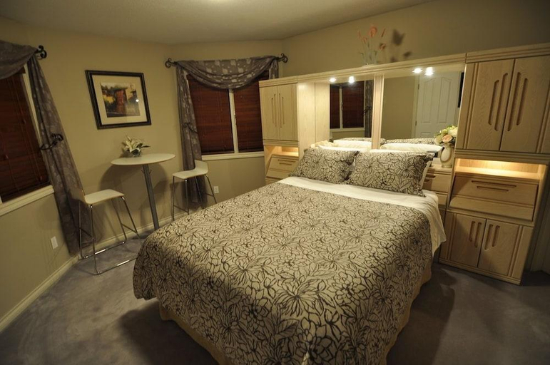 Bedroom 2, Cornerstone Bed and Breakfast, Columbia-Shuswap