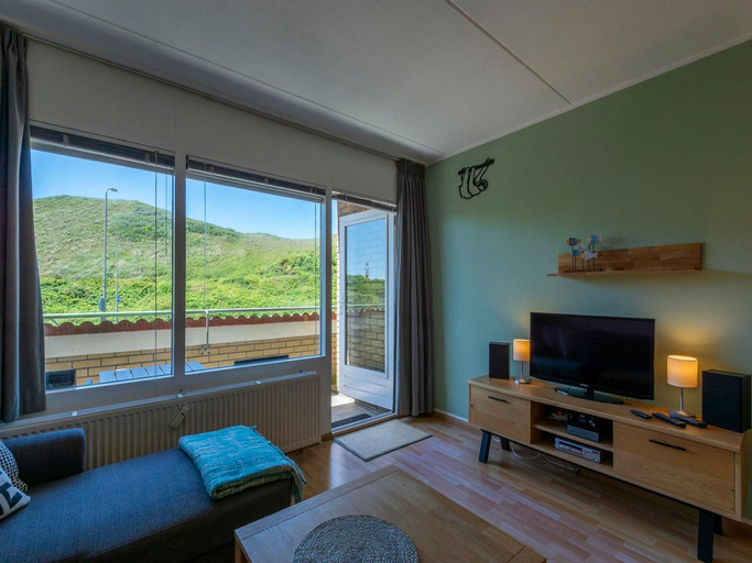 Others 4, Apartment by Dutch Dunes with Sea Views, Zijpe