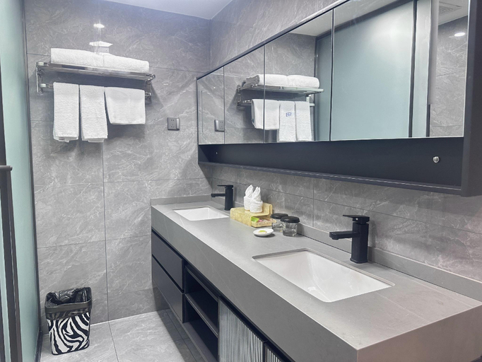 Bathroom 4, La Costa Hotel, Sanya