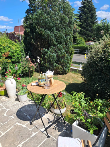 Others 3, Chez Toinette, Calvados