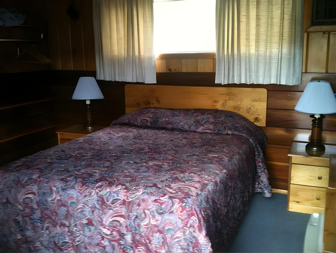 Bedroom 2, トイヤベ・モーテル, Mono
