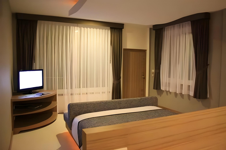 Bedroom 2, Suansaiyok Resort, Sai Yok