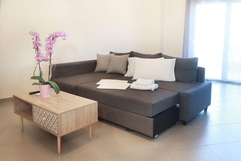 Bedroom 2, Tzei House - 5min drive to beach, Crete