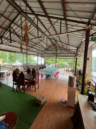 Others 4, Sonora's Inn, Coron, Coron