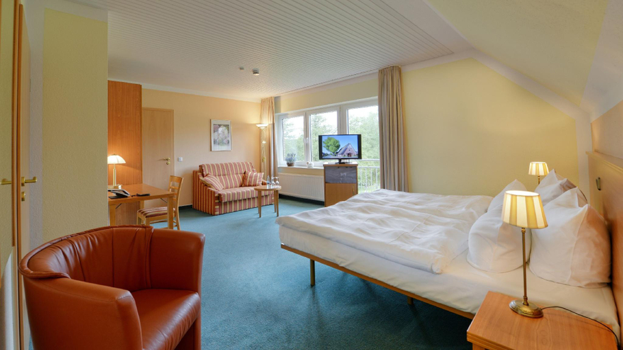 Bedroom 4, Landhotel Zur Eiche, Stade