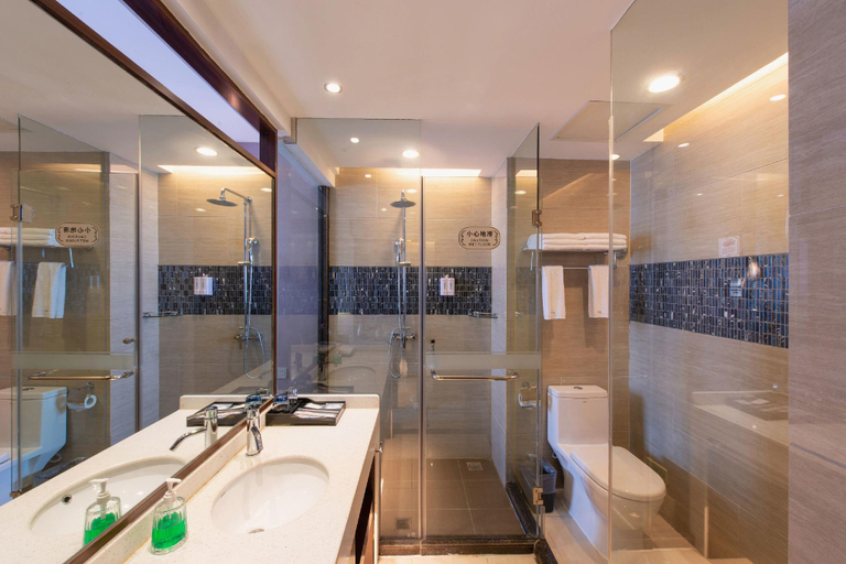 Bathroom 4, Yichang Three Gorges Project Hotel, Yichang