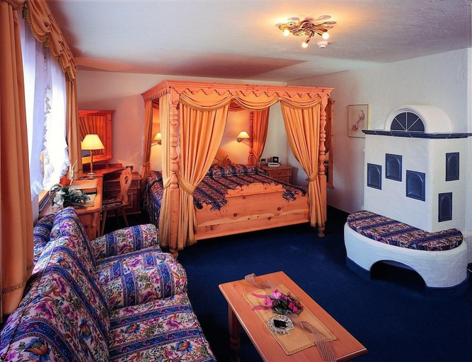 Bedroom 2, Garni Criss, Bolzano