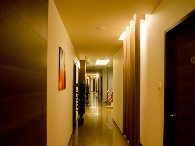 Others 3, Hotel Maniam Classic - West Wing, Tiruppur