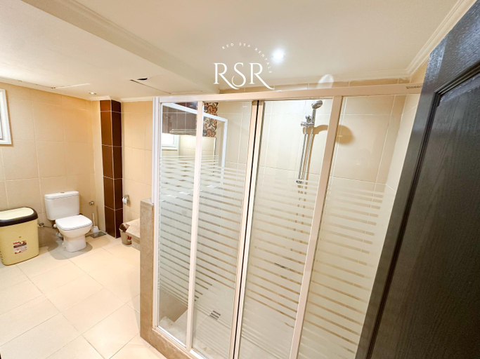Bathroom 2, Elite Suites Hurghada, Al-Ghurdaqah