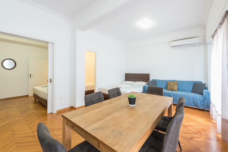 Others 5, Victoria Sun Apartments, Attica