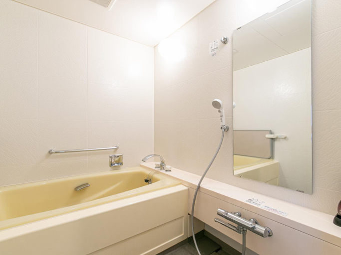 Bathroom 4, Hotel Verfort Hyuga, Hyūga