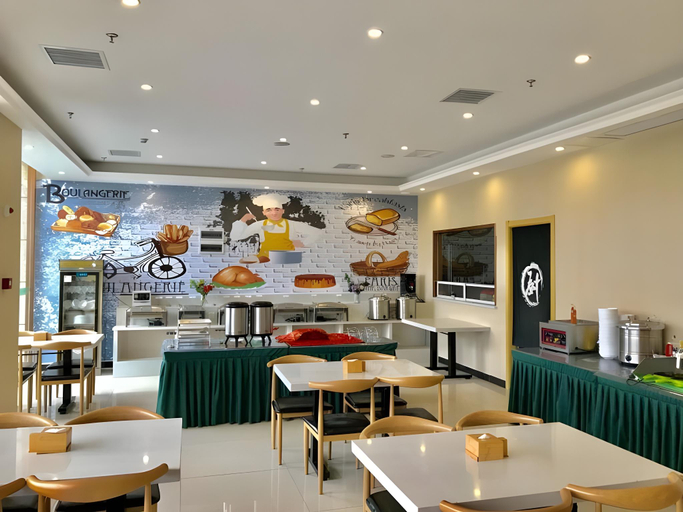 Food & Drinks 2, Green Tree Inn Changsha South High-speed Railway Station West Square, Changsha