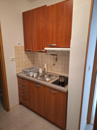 Others 2, House Olive Garden Strunjan, Izola