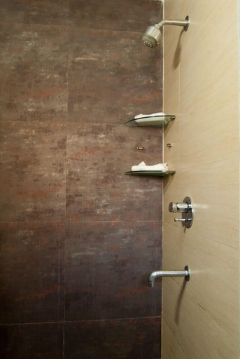 Bathroom 3, Landmark Asia Serviced Apartments, Mumbai Suburban