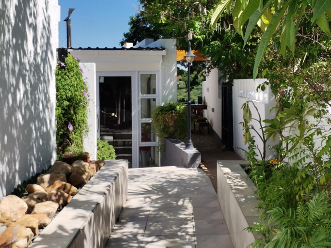 Exterior & Views 2, Guesthouse Terra Africa, Windhoek East