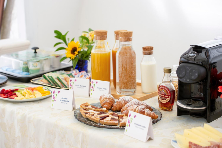 Food & Drinks 5, Malu B&B, Salerno