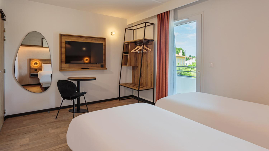 Bedroom 2, KYRIAD DAX - Saint Paul les Dax, Landes