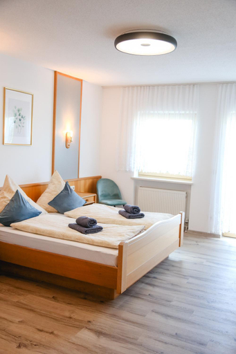 Bedroom 2, Lichtenauer Hof, Passau