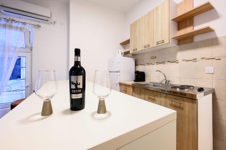 Others 4, Apartmani Vukcevic