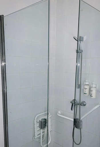 Bathroom 5, Premiere Classe Annecy Sud - Cran Gevrier, Haute-Savoie